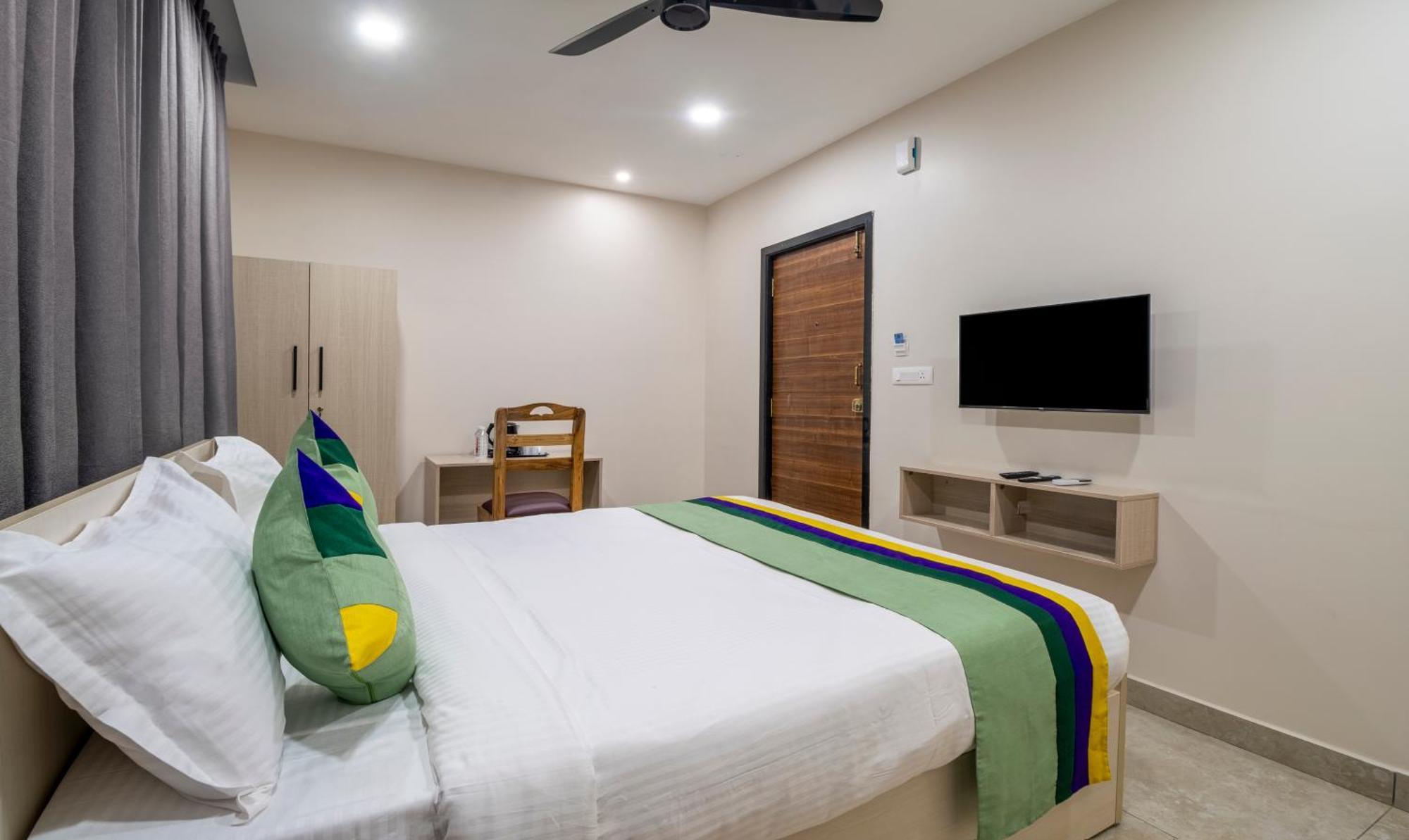 Treebo Sea Heights Hotel Kakinada Ngoại thất bức ảnh