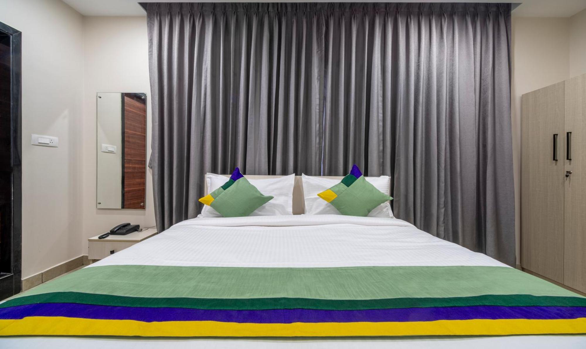 Treebo Sea Heights Hotel Kakinada Ngoại thất bức ảnh